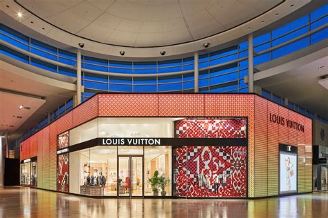 Louis Vuitton yorkdale store